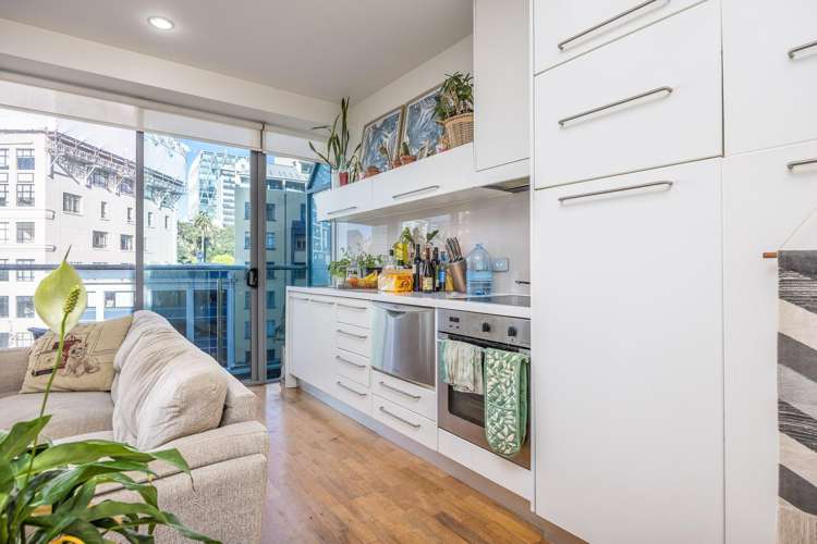 709/2 Beach Road Auckland Central_5