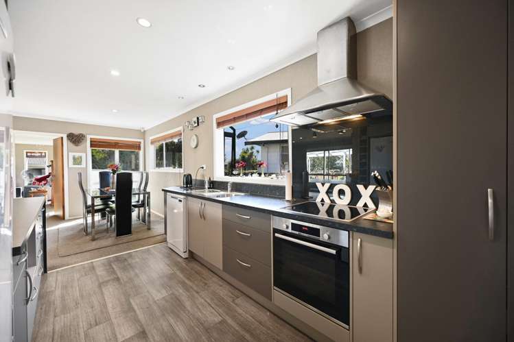 30 Hibiscus Avenue Hamilton Lake_10