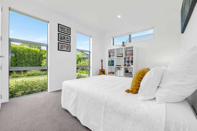 16 Cadwil Drive Beachlands_24