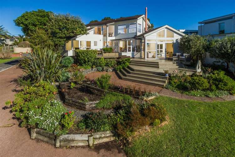 68 Seacliffe Avenue Narrow Neck_5