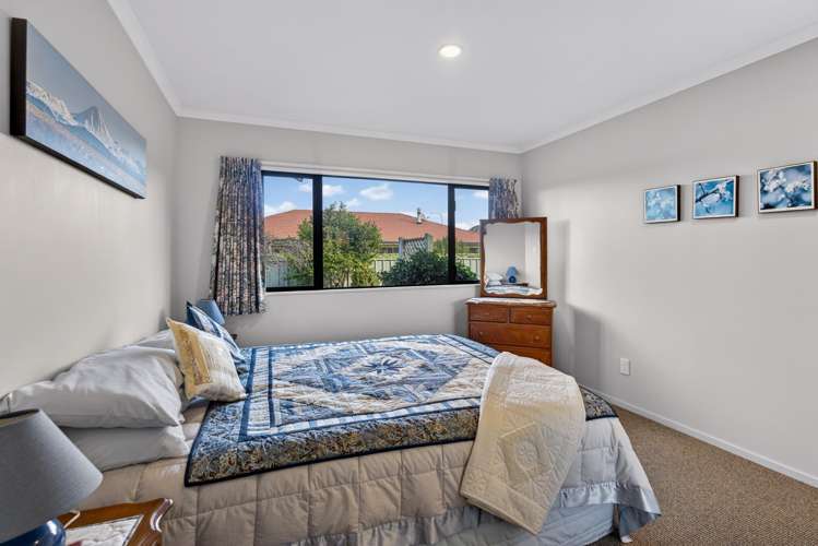 8 Thode Place Greenmeadows_13