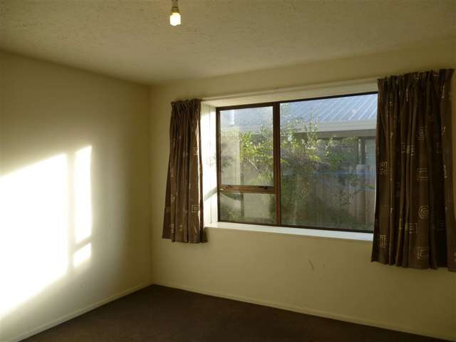 1145/145a Clarence Street Riccarton_3