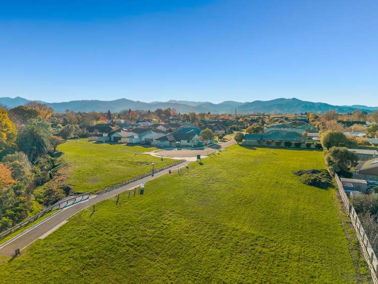 4 Magnolia Drive Springlands_5
