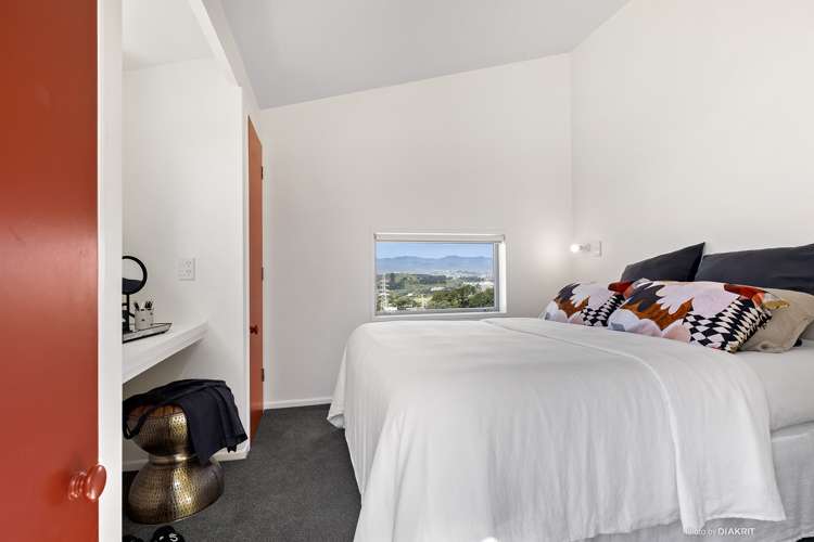 77 Durham Street Brooklyn_13