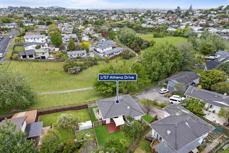 1/57 Athena Drive Totara Vale_3