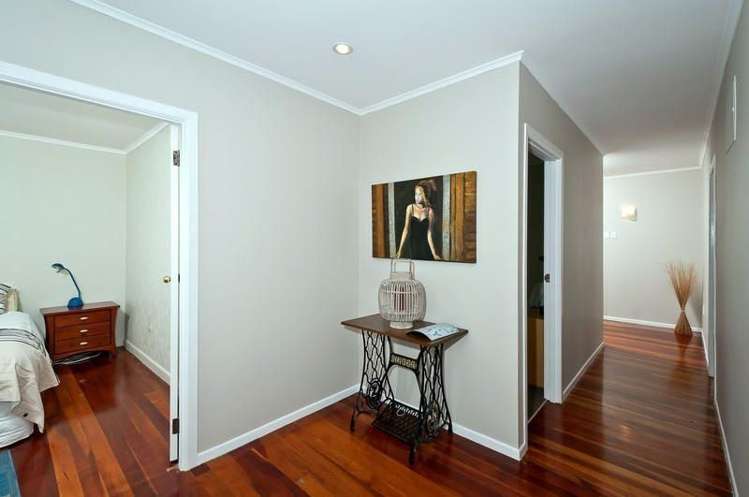 607 Beach Road Rothesay Bay_11