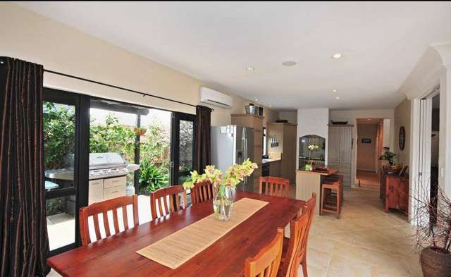 20 Mauritius Key Papamoa_3