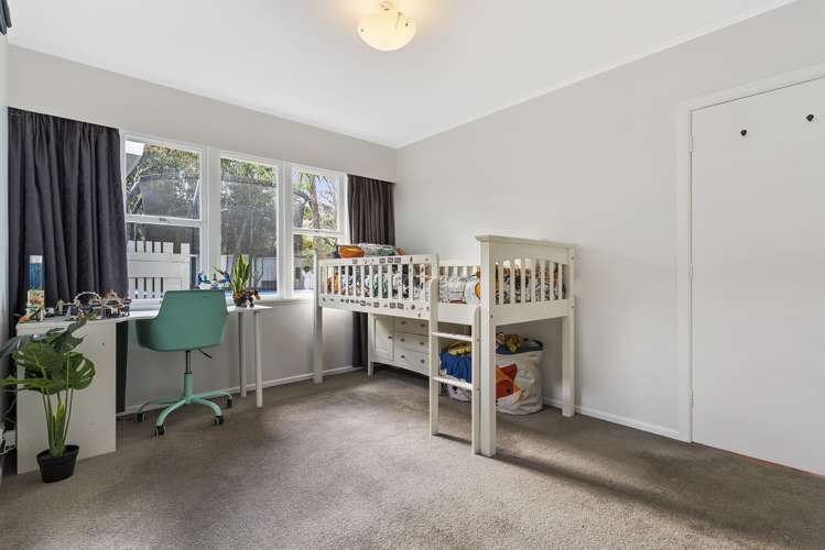 2/11 Park Road Glenfield_12