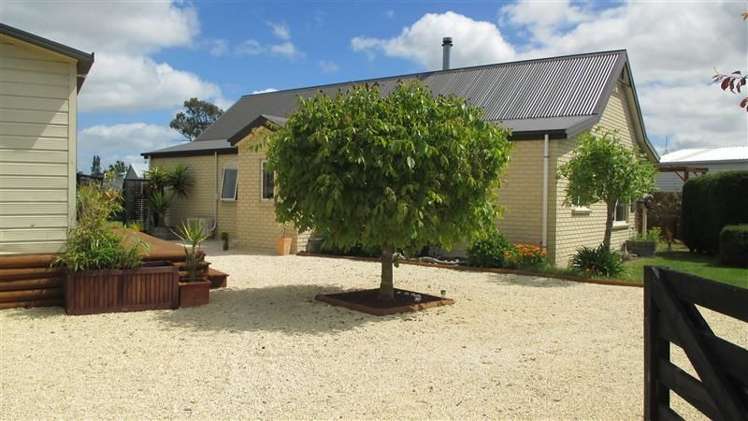 7 King Street Doyleston_9