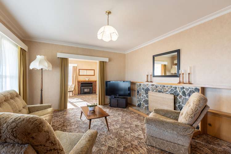 25 Maitland Avenue Stoke_4