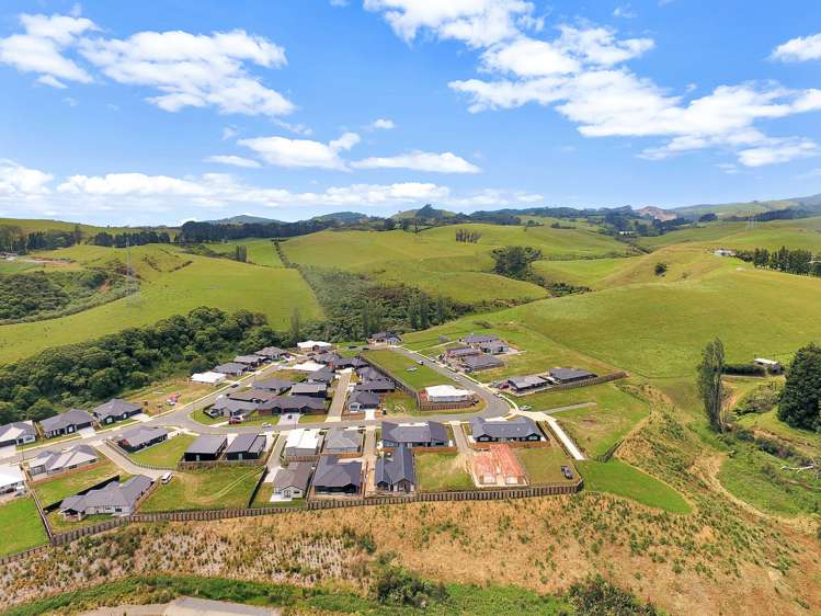 249 Adler Drive Ohauiti_11