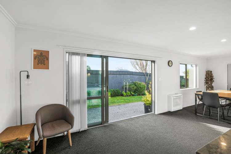 49 Chartwell Street Burwood_5