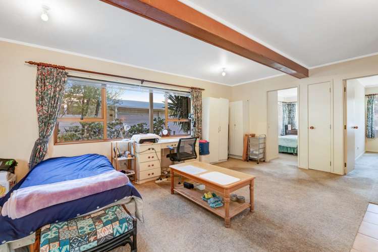 16 Arkles Strand Arkles Bay_13