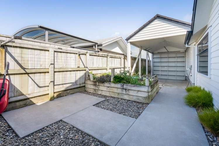 6 Pebble Beach Court Waiwhakaiho_49