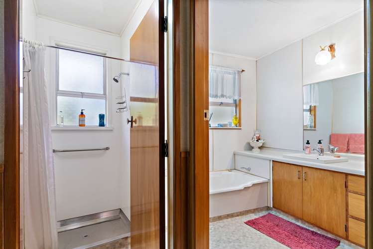 13 Fairbrother Street Carterton_19