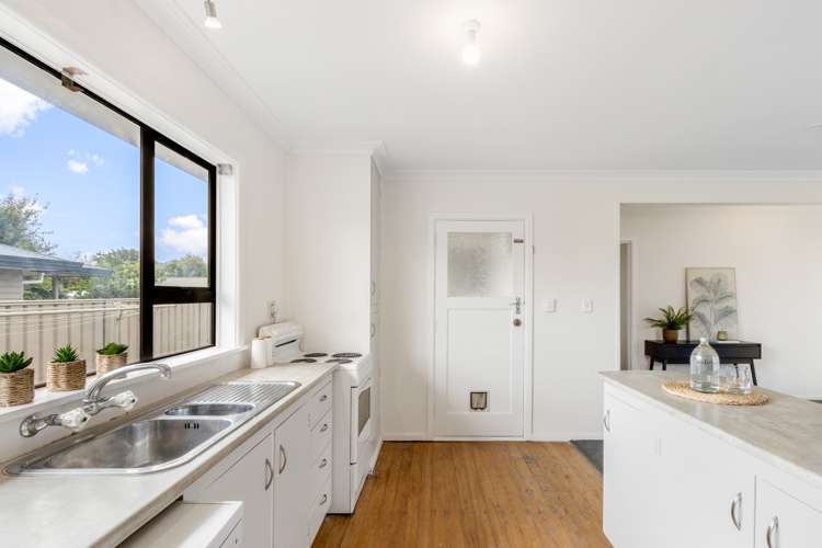 40 Harold Holt Avenue Onekawa_13