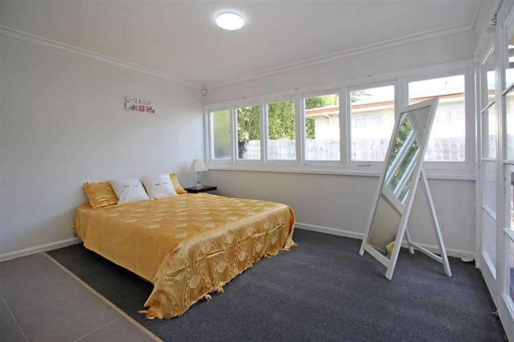 17b Viola Avenue Mangere East_10