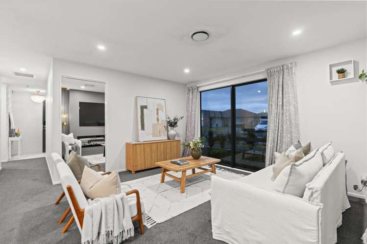 1 Agathis Crescent Wigram_13