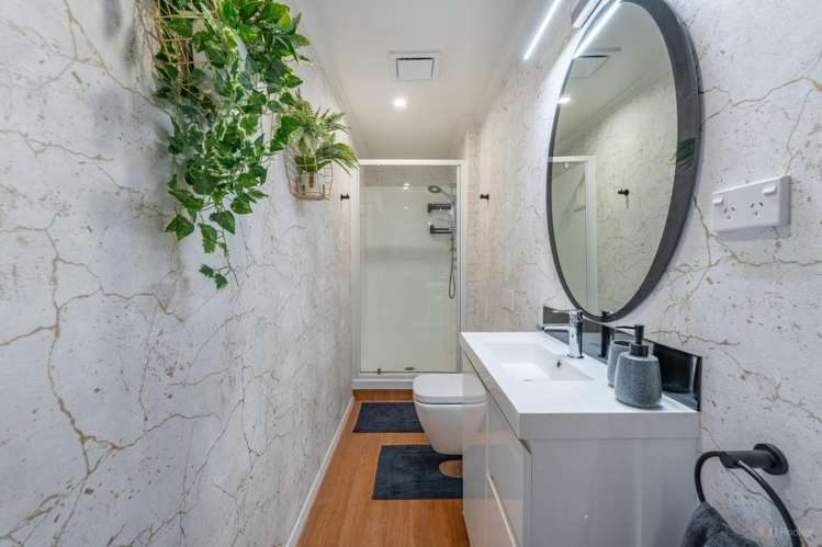 21 Sherratt Street West End_7