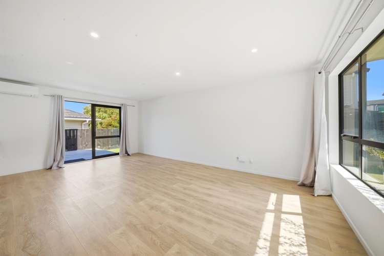 88D Sylvan Crescent Te Atatu South_11