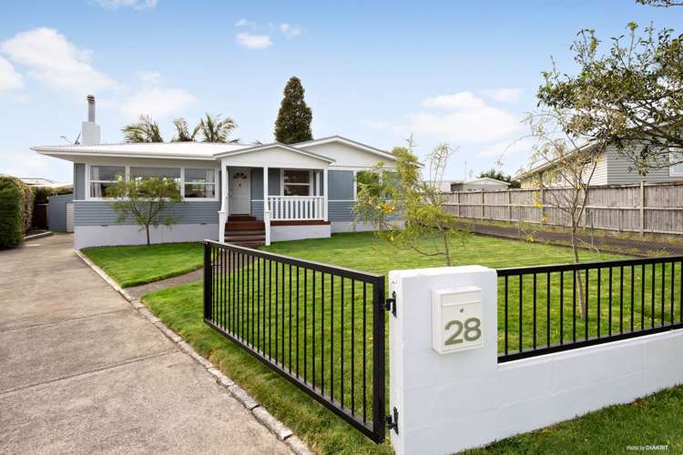 28 Clinton Avenue Te Atatu Peninsula_1