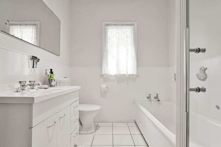 407 Burnett Street Mahora_4