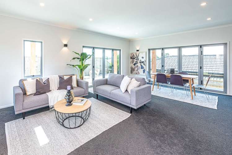 14 Magnolia Crescent Tawhero_15