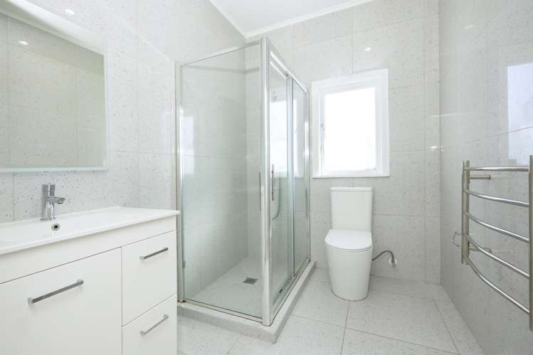 35 Archibald Road Kelston_11