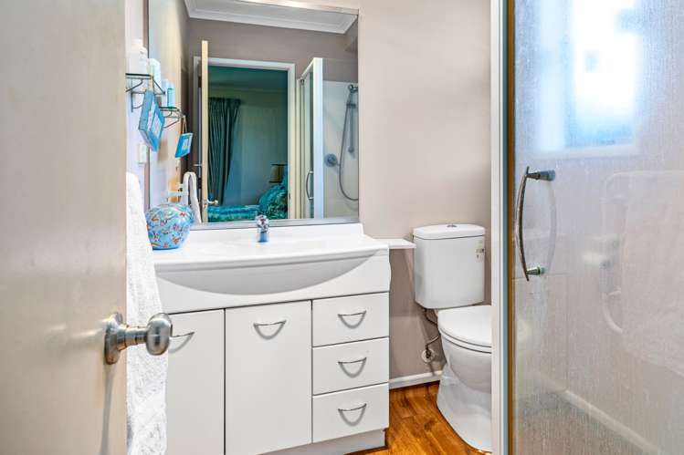 19 Carrington Drive Papamoa_13