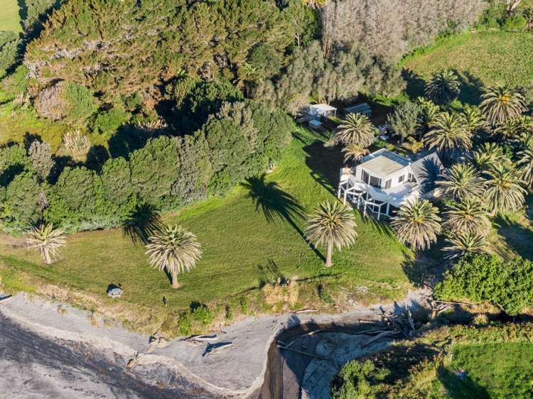 2425f State highway 2 Pukehina_6