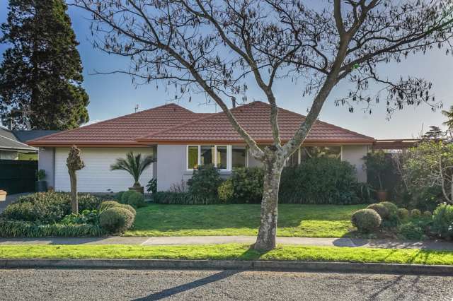 20 Kingsford Drive Stoke_1