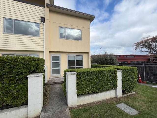 Modern Living! Prime Location!
