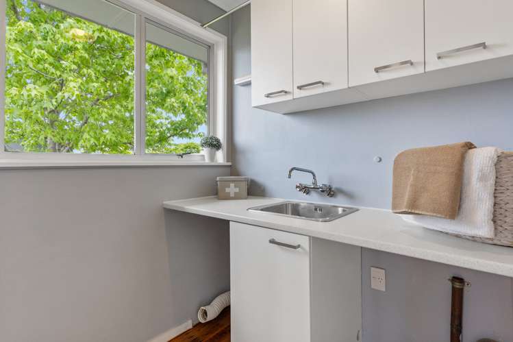 1/7 Studfall Street Pakuranga Heights_14