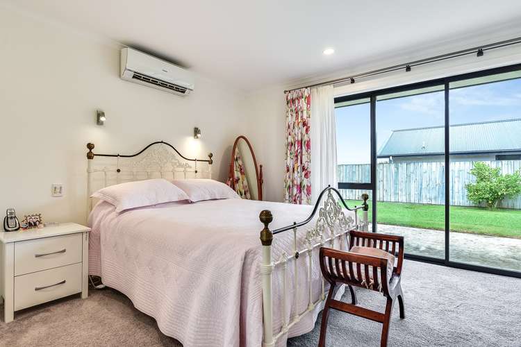 12 Carlingford Rise Dinsdale_6