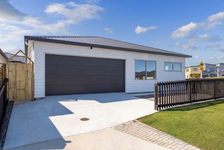 44 Furlough Road Opaheke_22