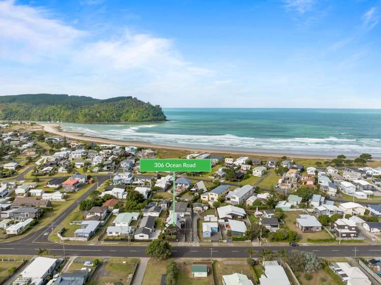 306 Ocean Road Whangamata_0