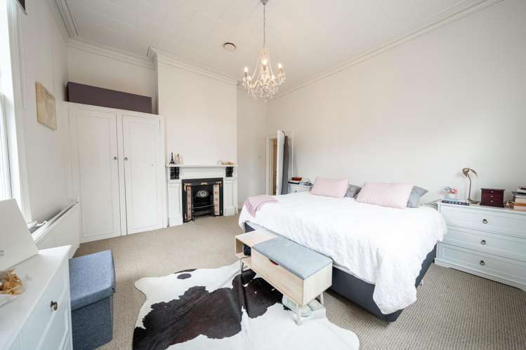 2 Grey Street Gladstone_7