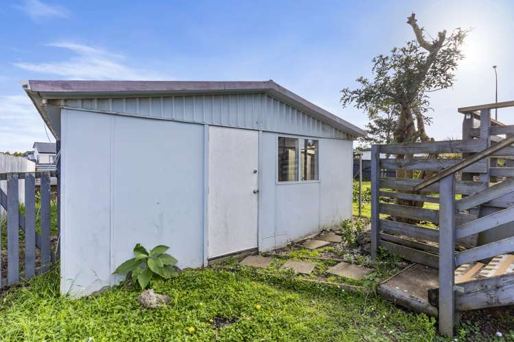 1 Siska Place Wattle Downs_12