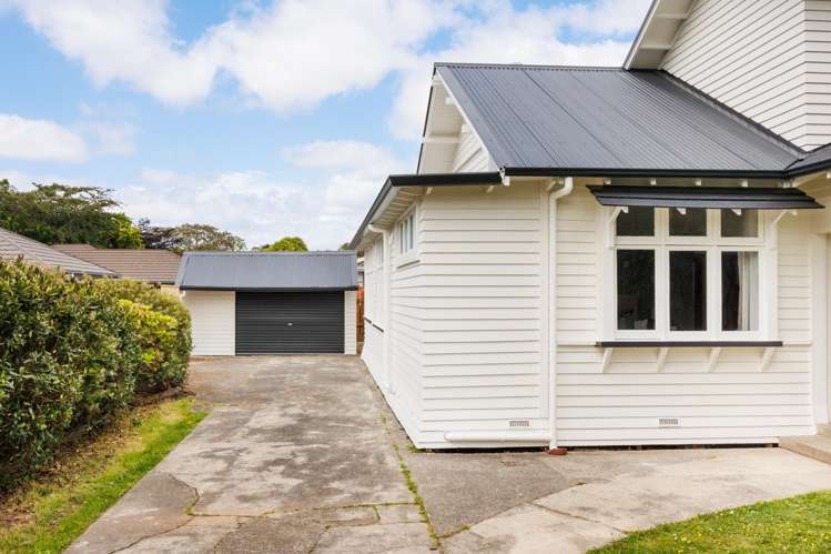 20 Rainforth Street Roslyn_32