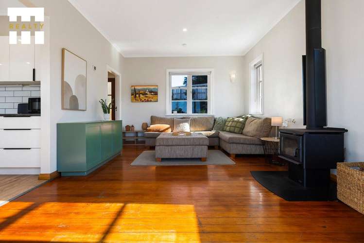 4 Waterside Way_5
