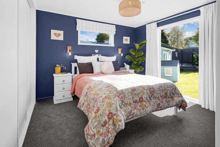 14 Manapouri Place Glenview_17