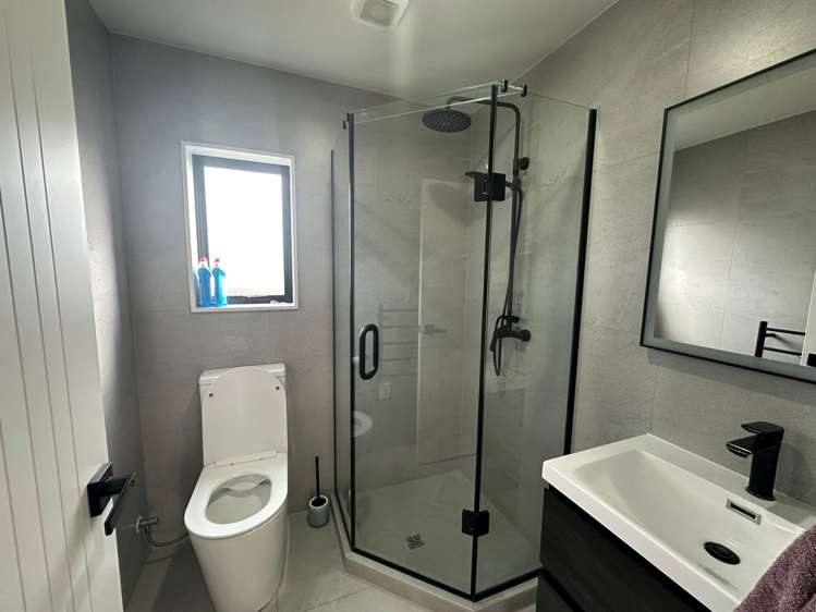 43B Mirrabooka Avenue Botany Downs_10