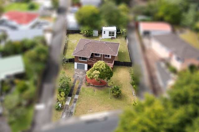 14 Zingaro Place Massey_2