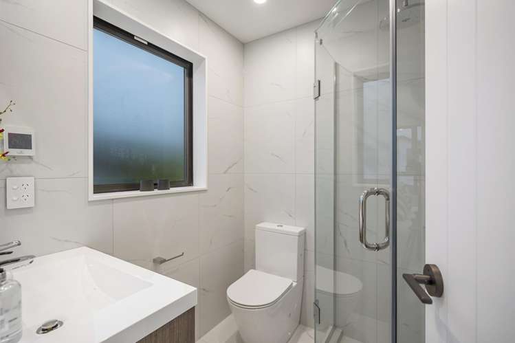 4 Whale Bay Rise Gulf Harbour_25