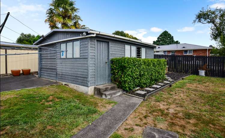 64 Snell Drive Chartwell_11