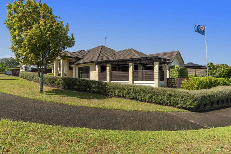 2 Crater Close Pyes Pa_0