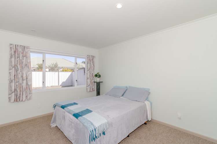17 Knightsbridge Place Taradale_11