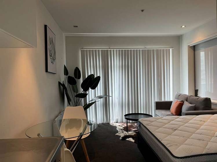 3k/16 Gore Street City Centre_6