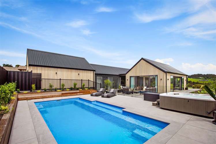 65 Grayson Road Wainui_31