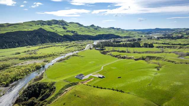 320 Rochfort Road Kahuranaki_4